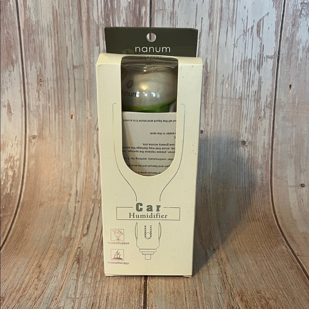 Nanum NWT Car Humidifier & Aromatherapy Diffuser - Green